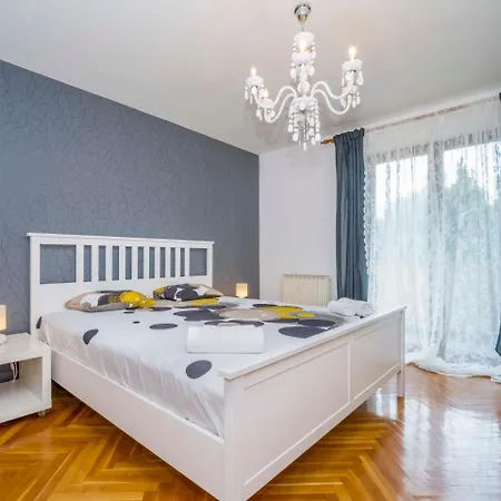 Rossella 3-2 Apartment Rovinj